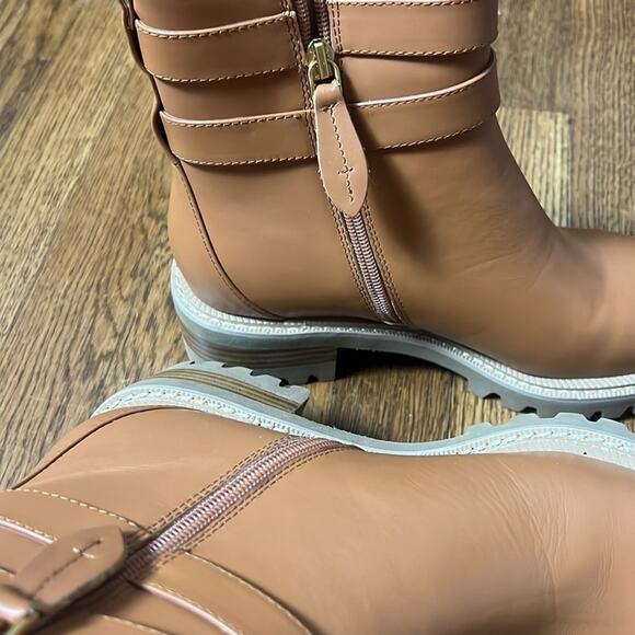 Aerosoles Ronald Bootie Size 8 - Picture 3 of 10